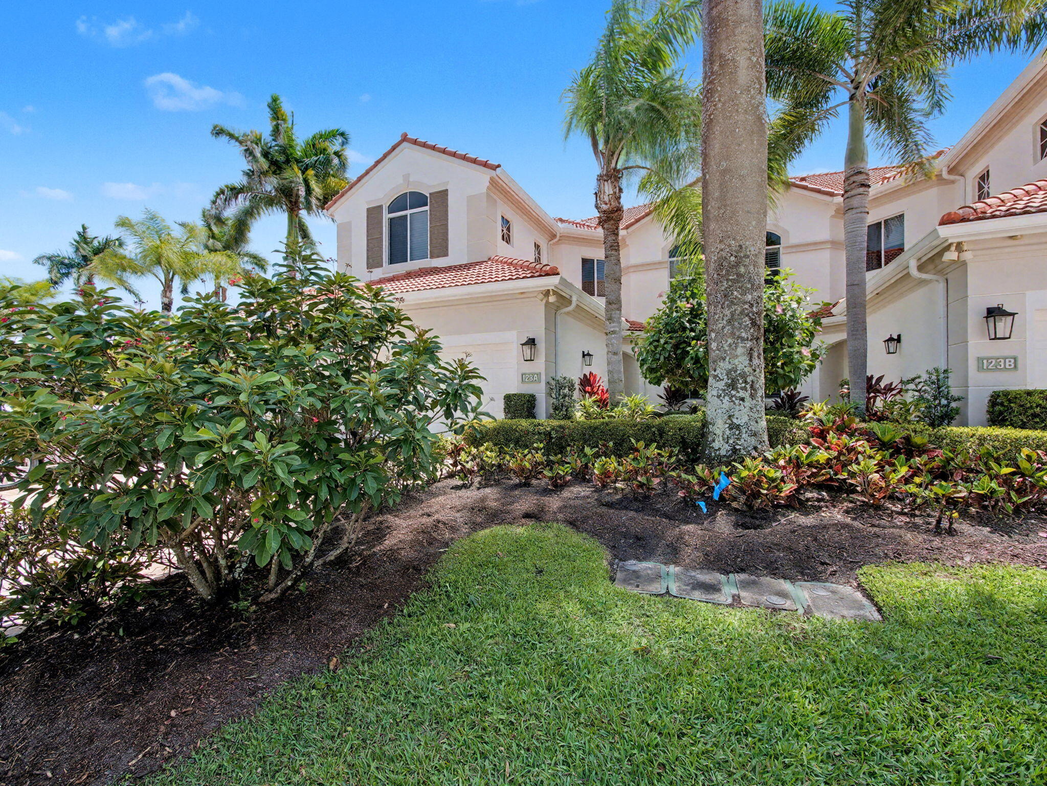123 Palm Bay #A, Palm Beach Gardens FL 33418