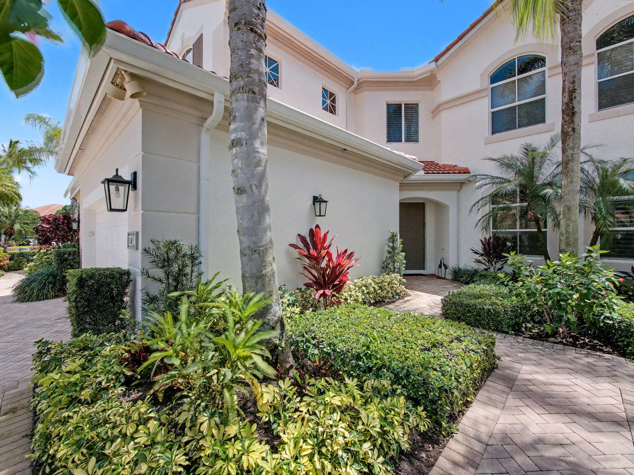 123 Palm Bay #A, Palm Beach Gardens FL 33418