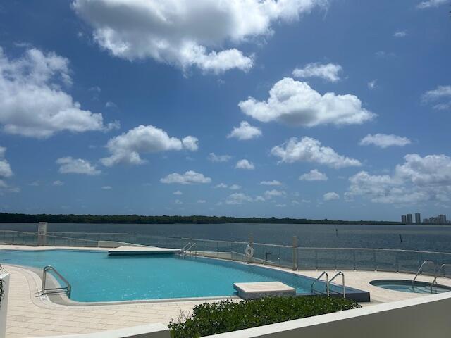 100 Lakeshore #754, North Palm Beach FL 33408