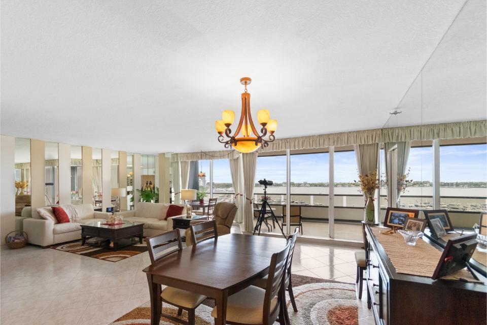 100 Lakeshore #754, North Palm Beach FL 33408