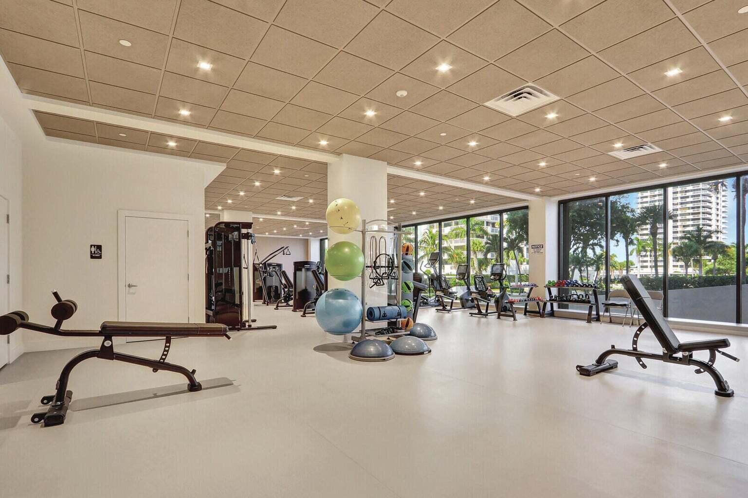 100 Lakeshore #754, North Palm Beach FL 33408
