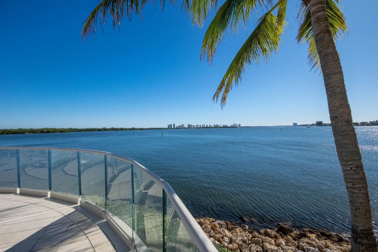 100 Lakeshore #754, North Palm Beach FL 33408