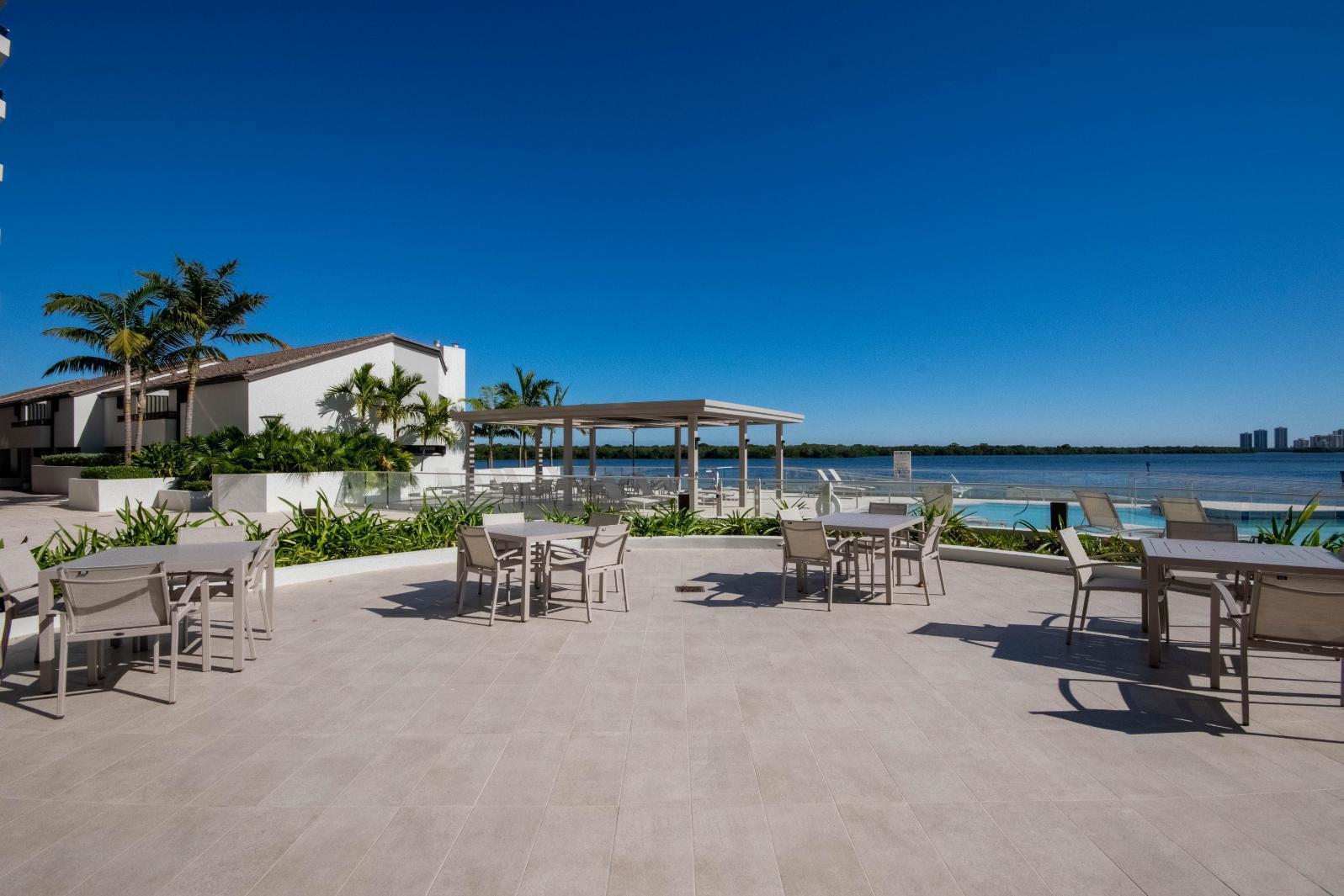 100 Lakeshore #754, North Palm Beach FL 33408