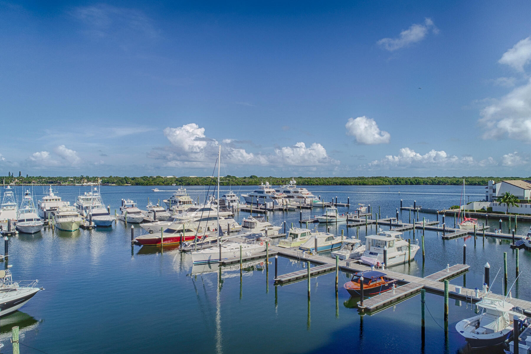 100 Lakeshore #754, North Palm Beach FL 33408
