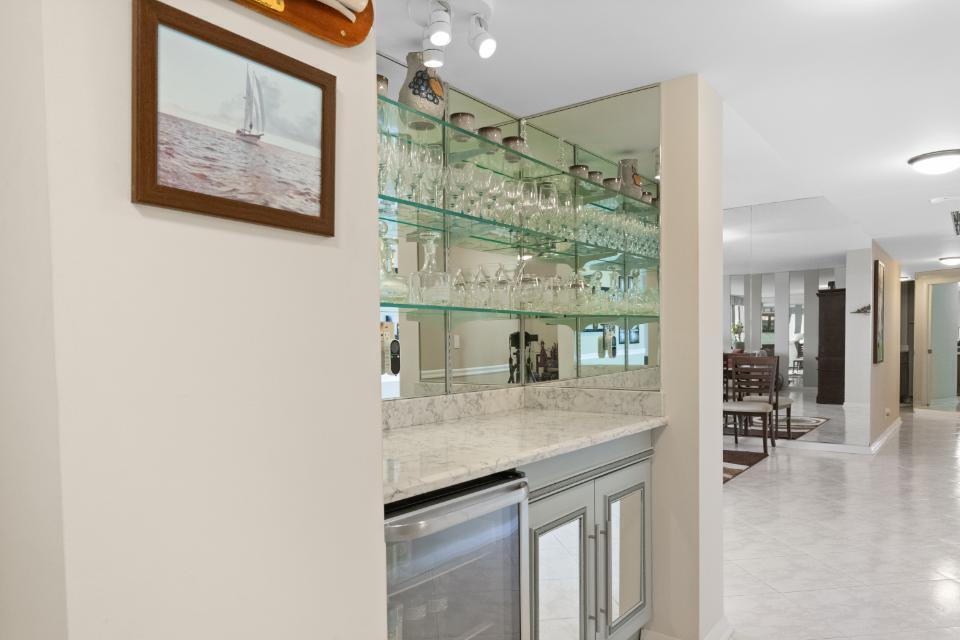 100 Lakeshore #754, North Palm Beach FL 33408
