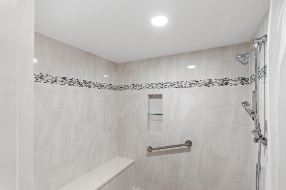 100 Lakeshore #754, North Palm Beach FL 33408