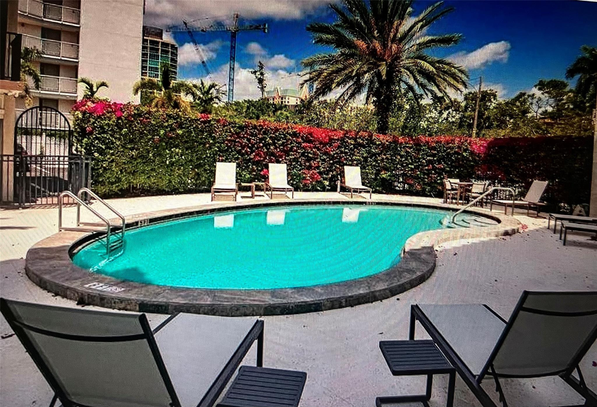 924 SE 2nd #20, Fort Lauderdale FL 33301