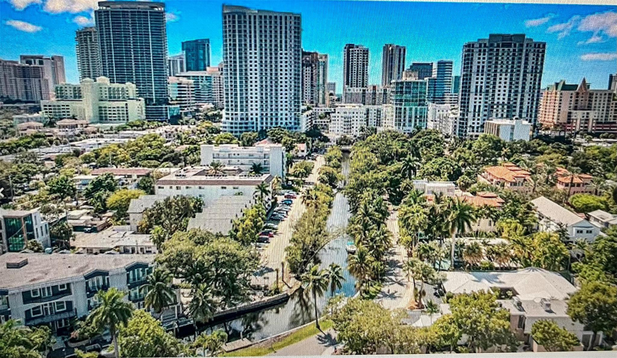924 SE 2nd #20, Fort Lauderdale FL 33301