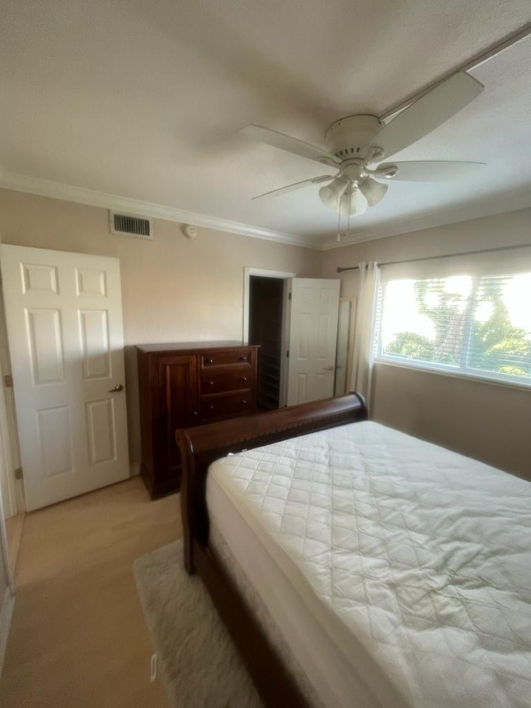 924 SE 2nd #20, Fort Lauderdale FL 33301