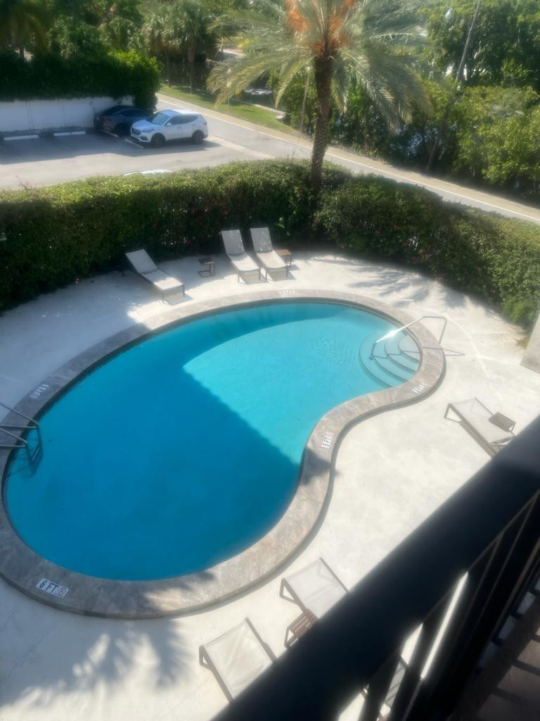 924 SE 2nd #20, Fort Lauderdale FL 33301