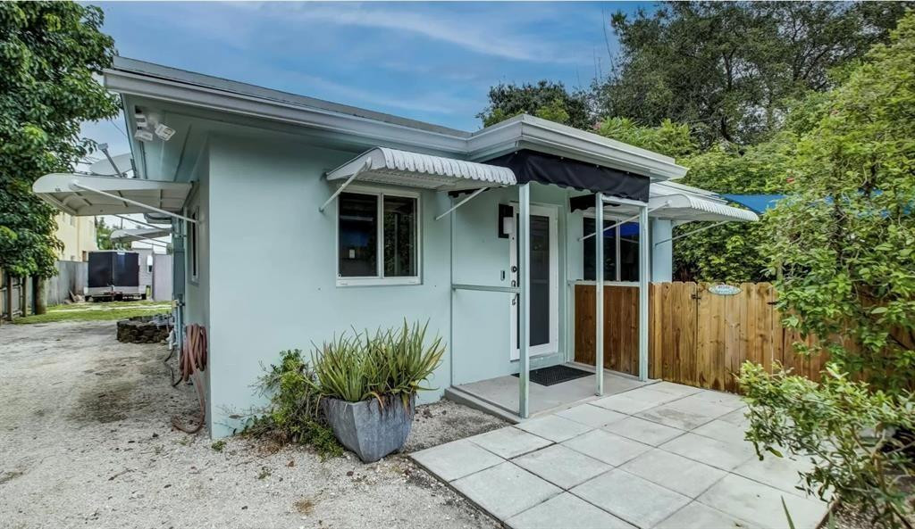 501 SW 11th #R, Fort Lauderdale FL 33315