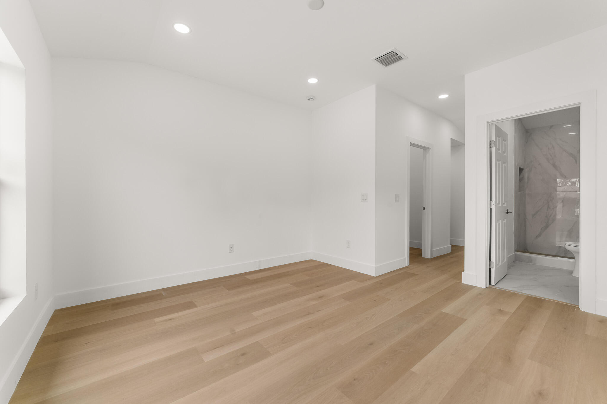 111 W 35th, Riviera Beach FL 33404