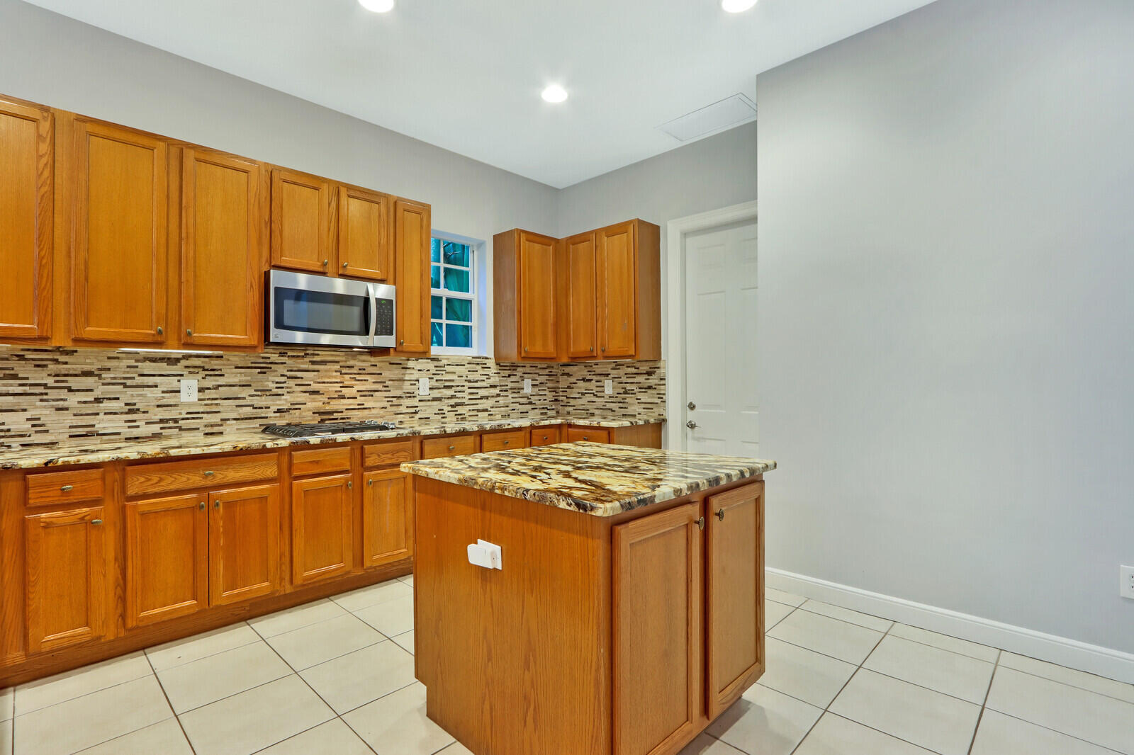 1904 Flower, Palm Beach Gardens FL 33410