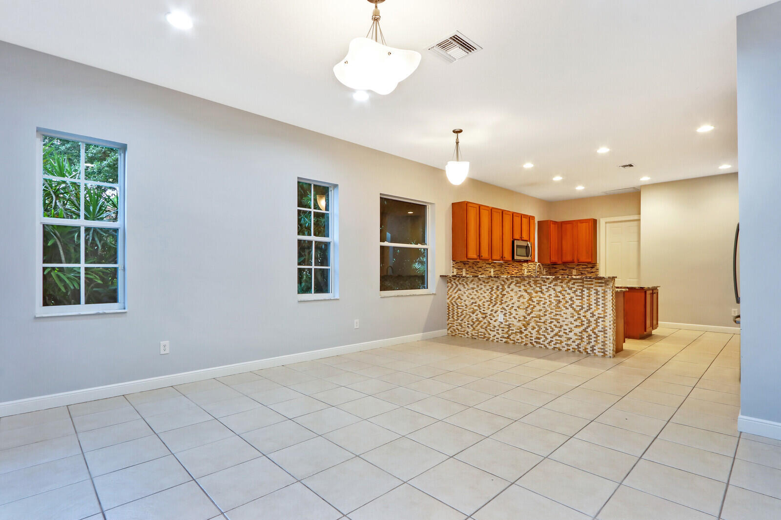 1904 Flower, Palm Beach Gardens FL 33410