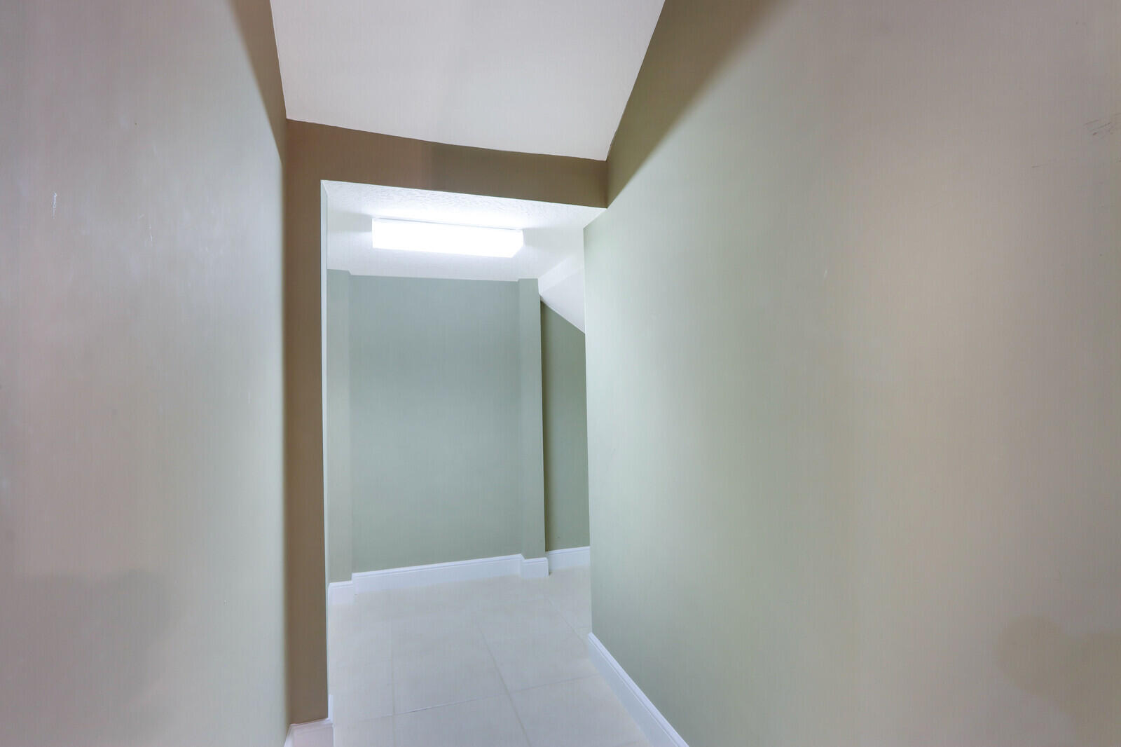 1904 Flower, Palm Beach Gardens FL 33410