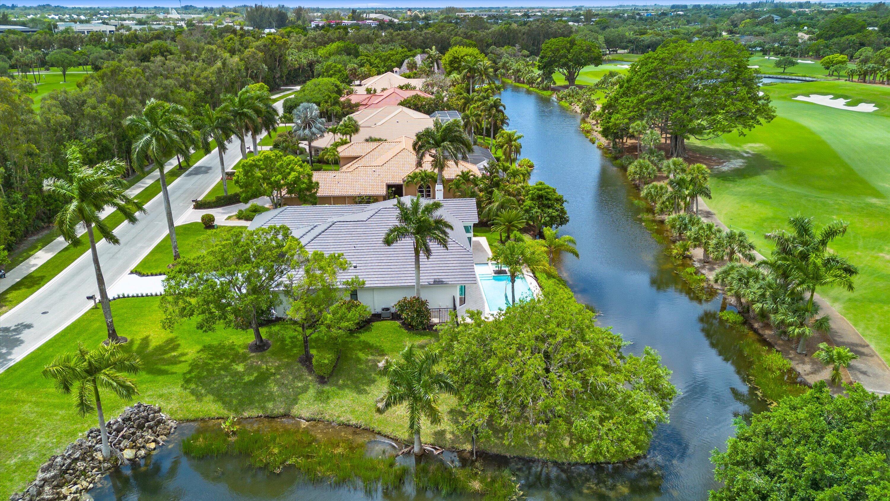 1330 Breakers West, West Palm Beach FL 33411
