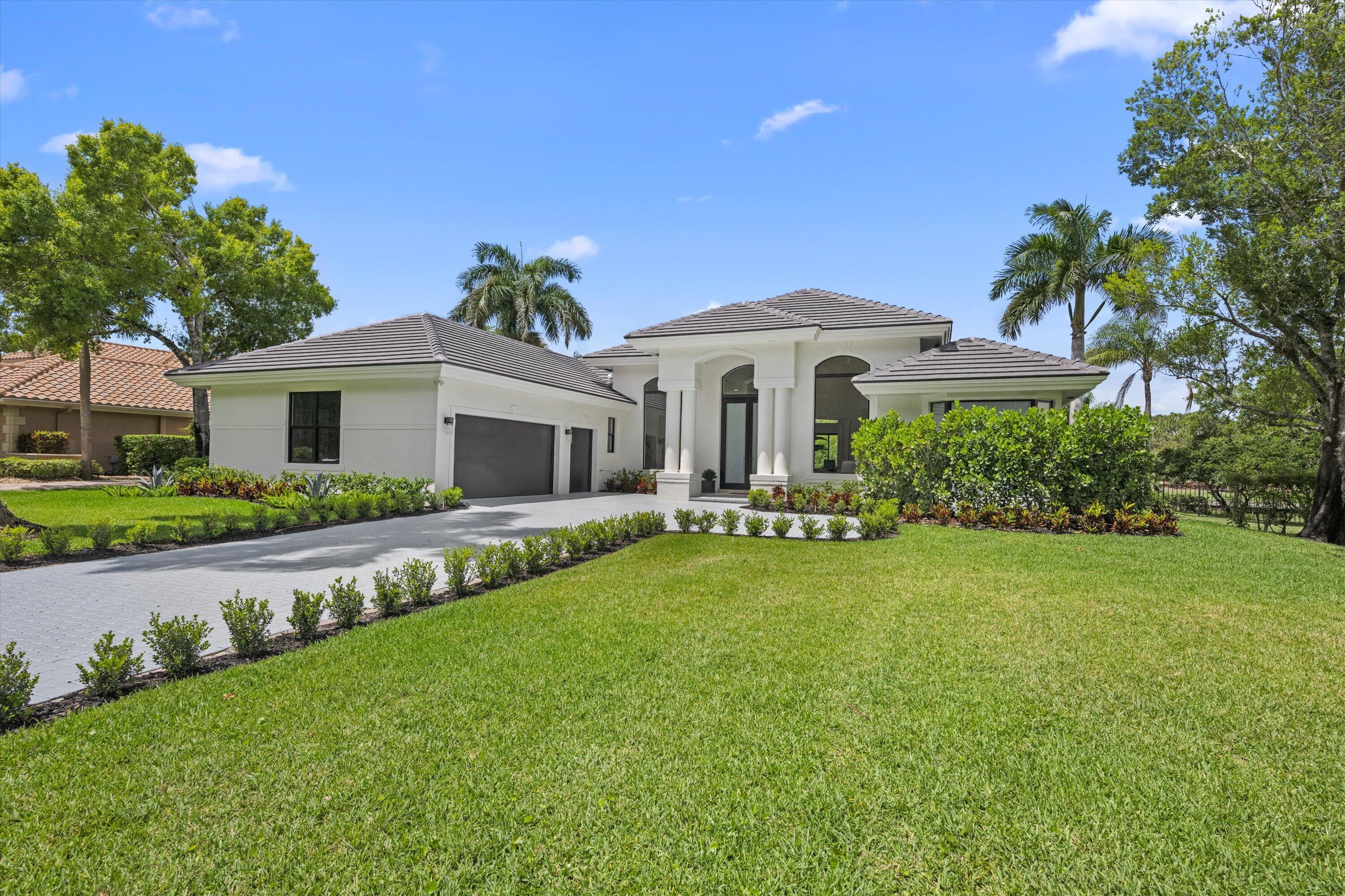 1330 Breakers West, West Palm Beach FL 33411