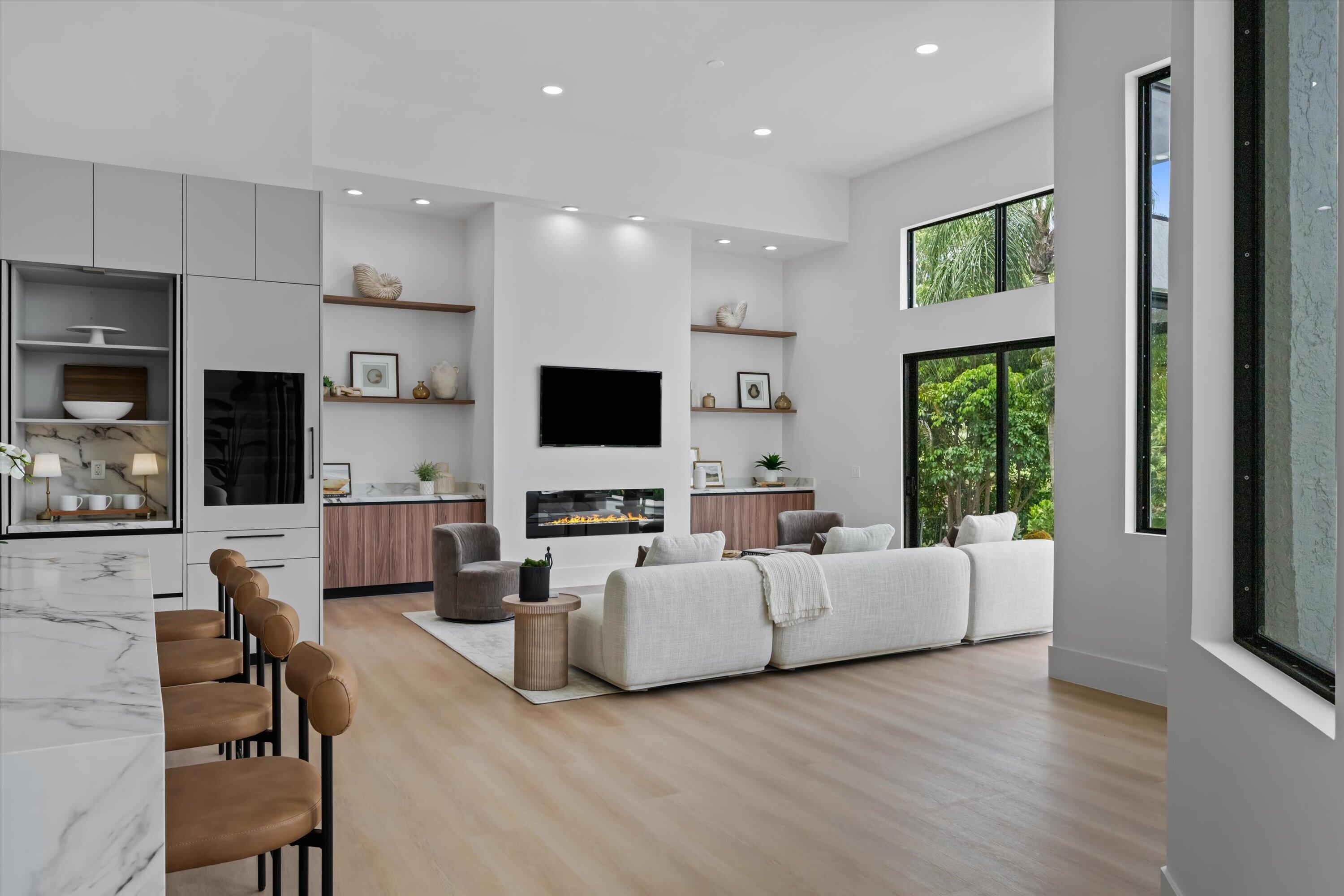 1330 Breakers West, West Palm Beach FL 33411
