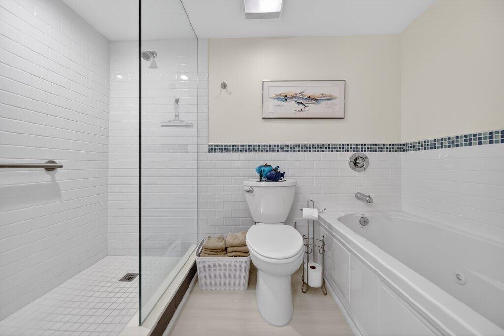 218 NE Edgewater #218, Hutchinson Island FL 34996