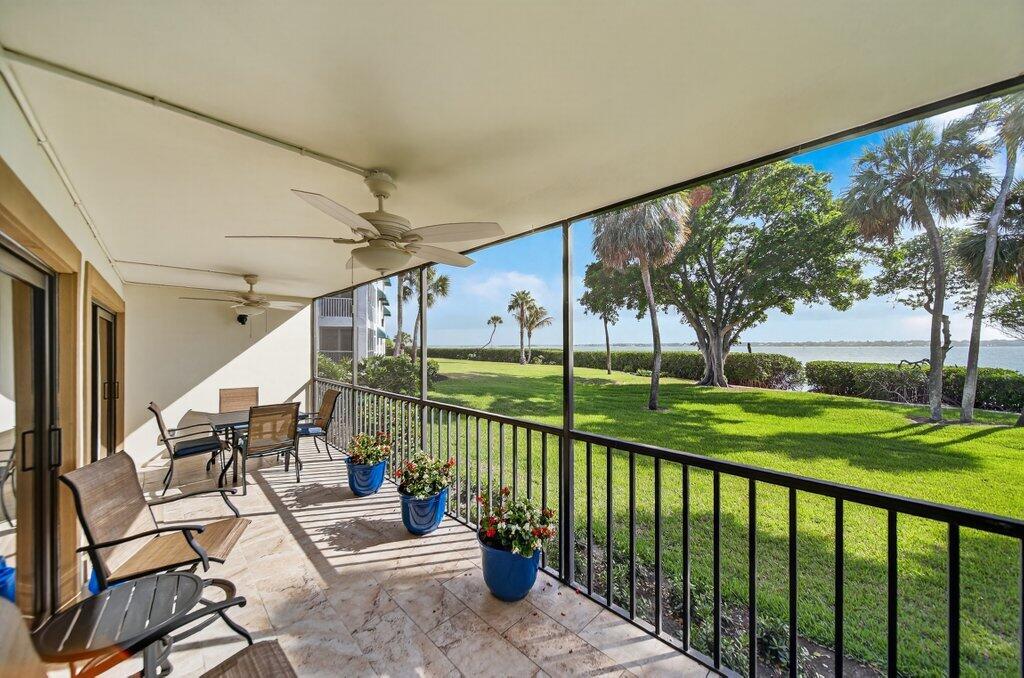 218 NE Edgewater #218, Hutchinson Island FL 34996