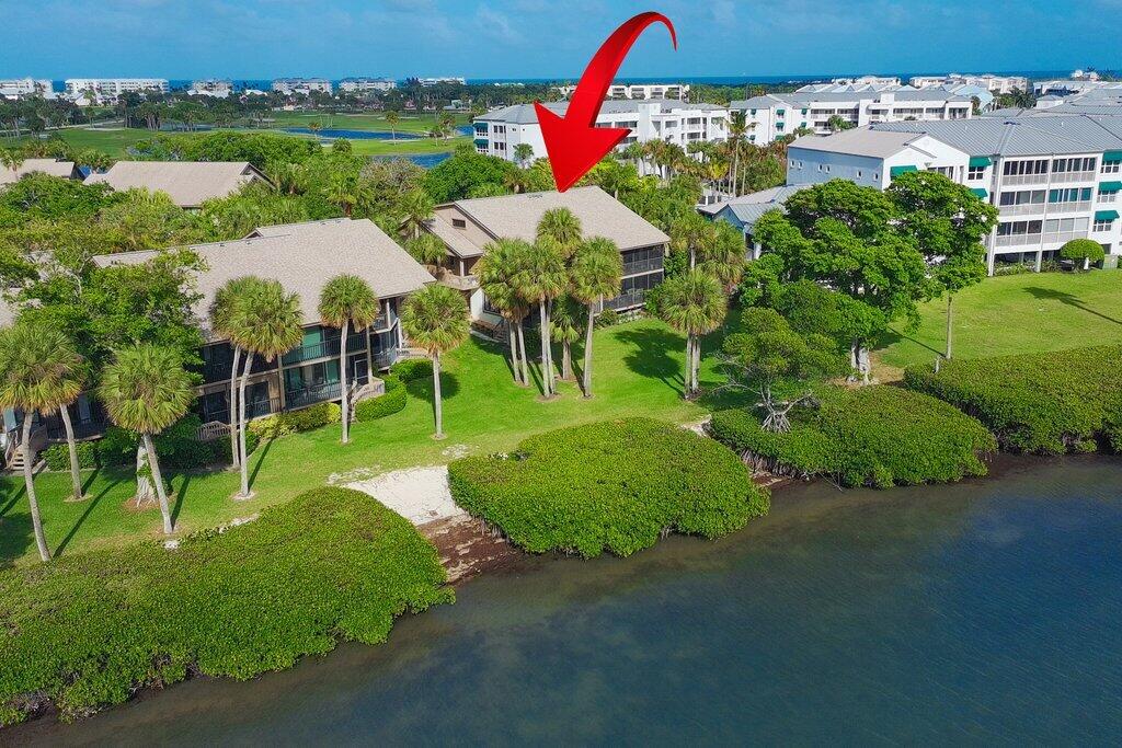 218 NE Edgewater #218, Hutchinson Island FL 34996