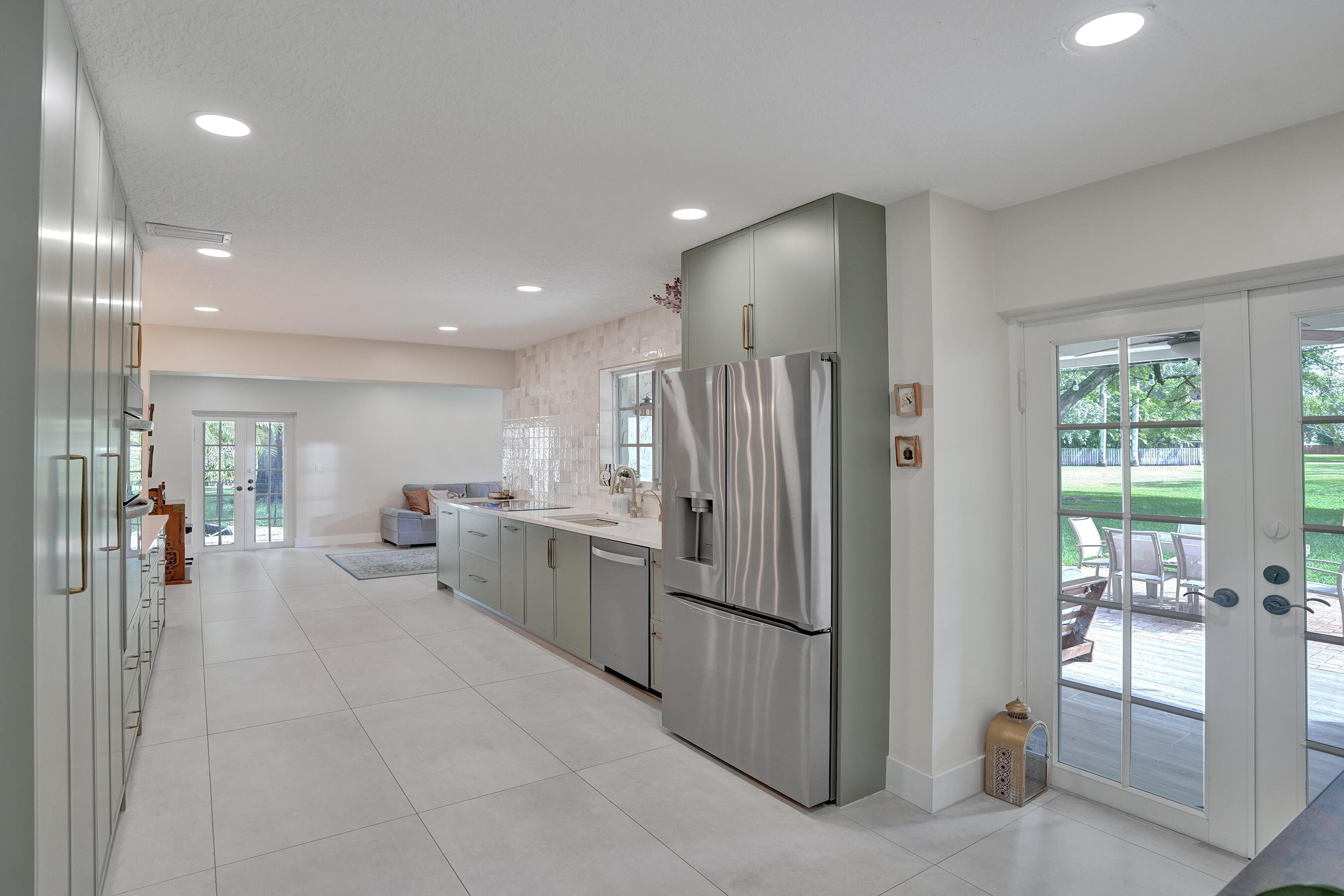 12213 Melissa, Cooper City FL 33026