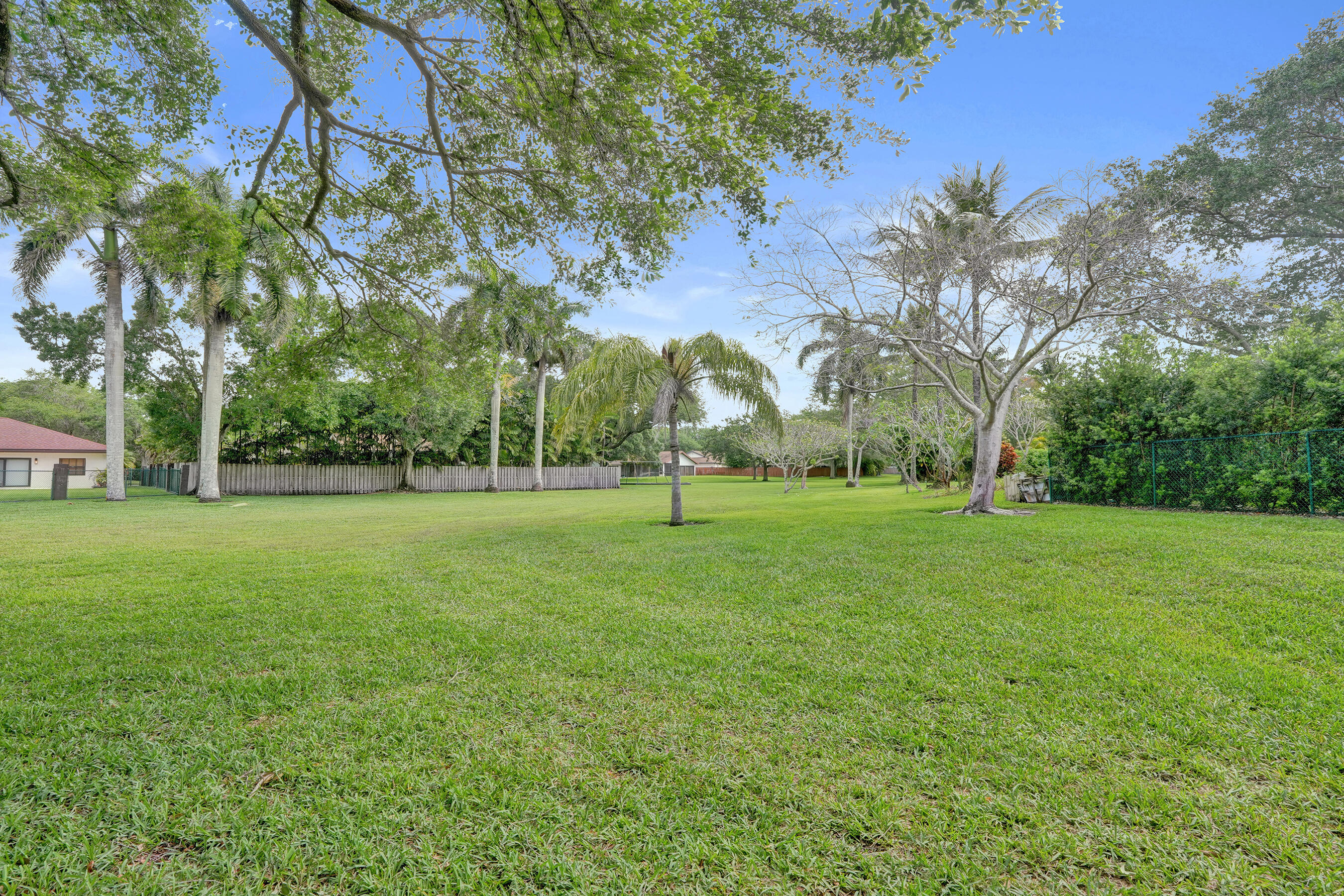 12213 Melissa, Cooper City FL 33026