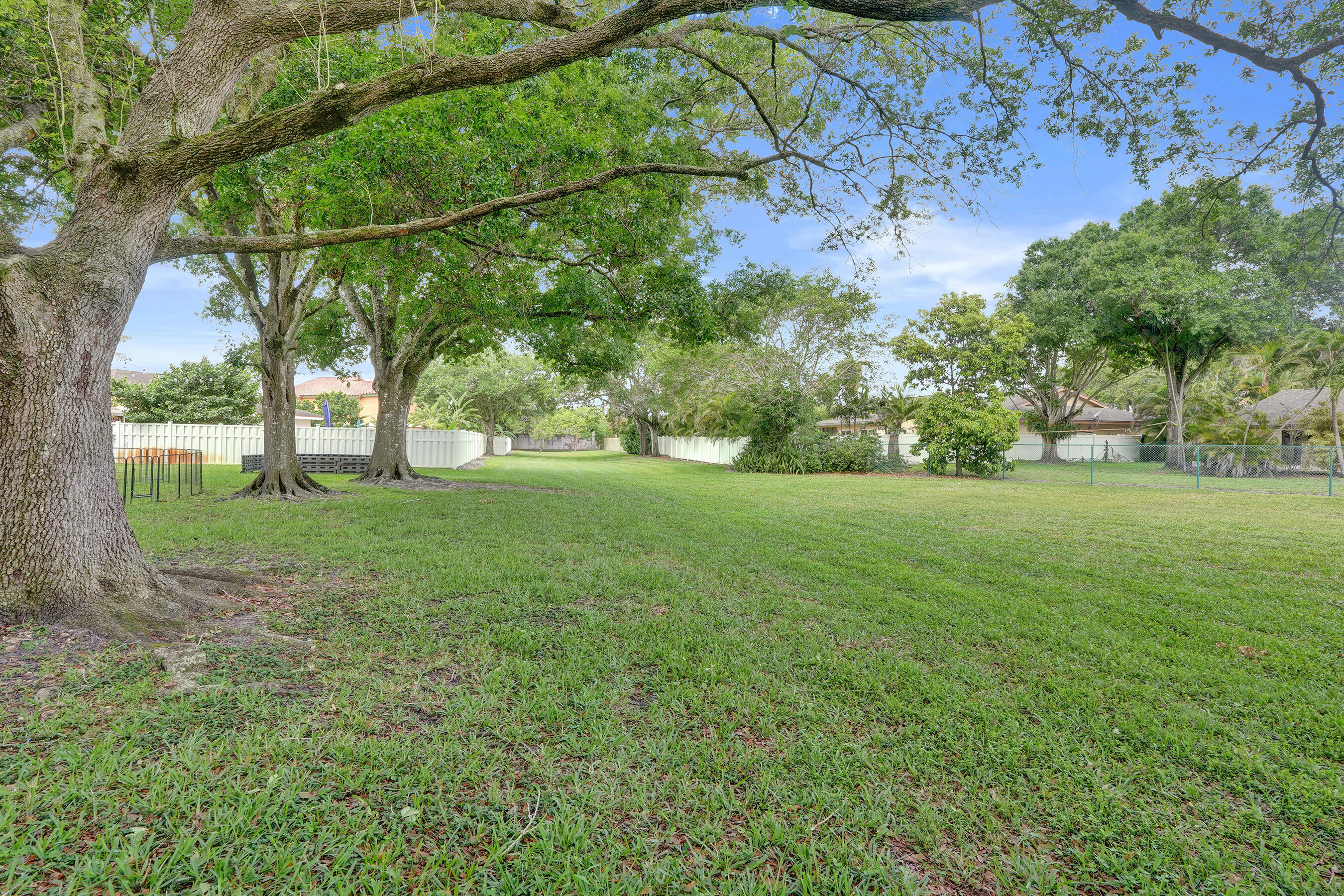 12213 Melissa, Cooper City FL 33026