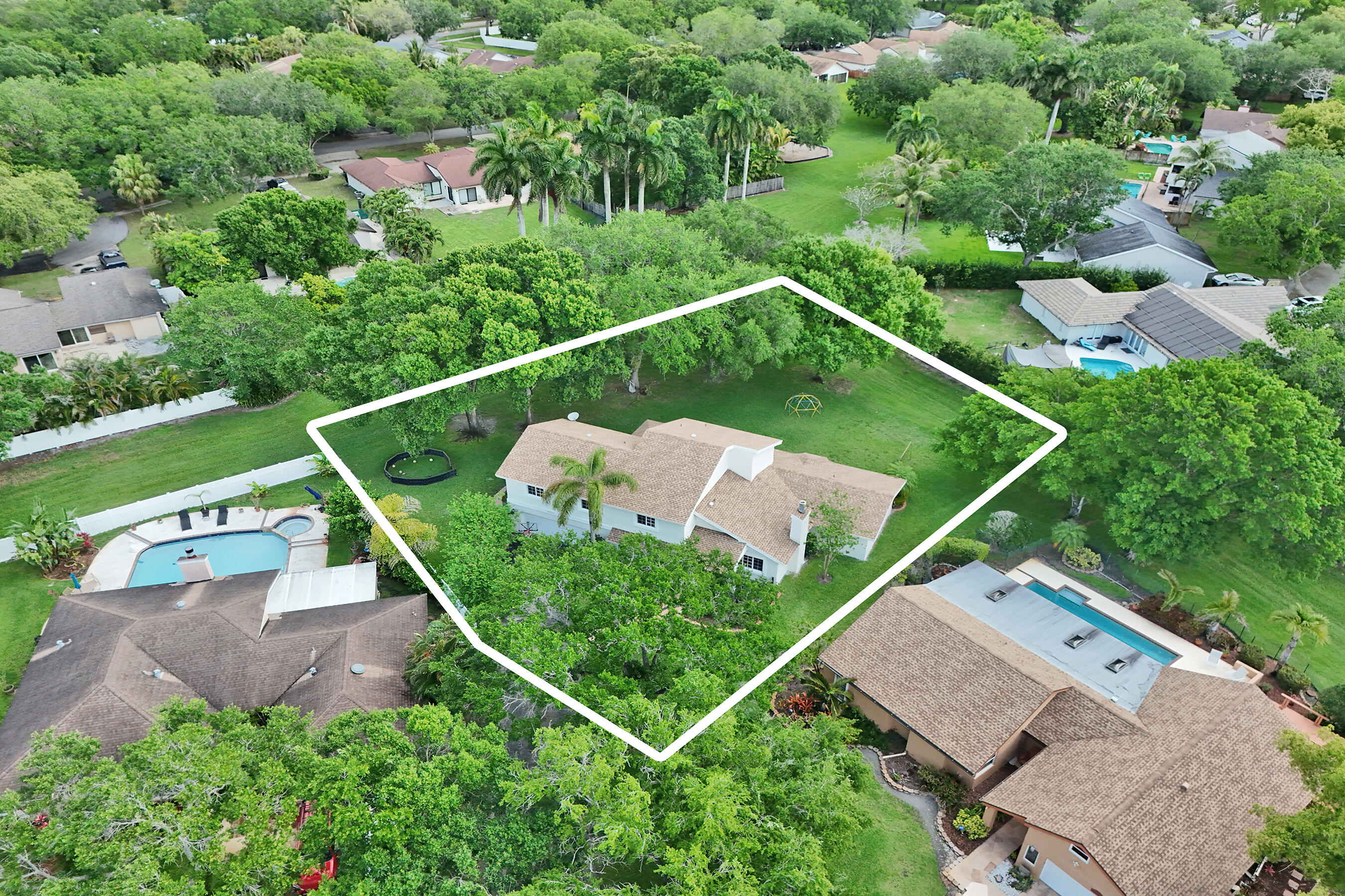 12213 Melissa, Cooper City FL 33026