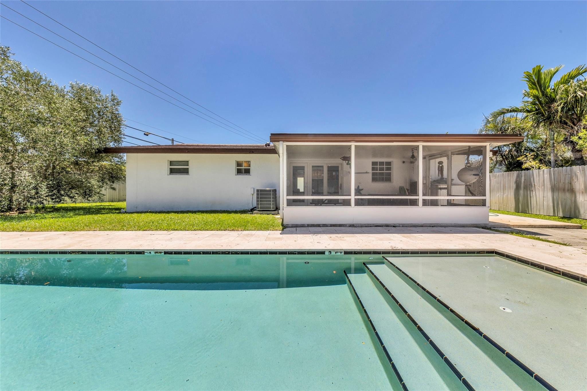 3213 Dover, Pompano Beach FL 33062
