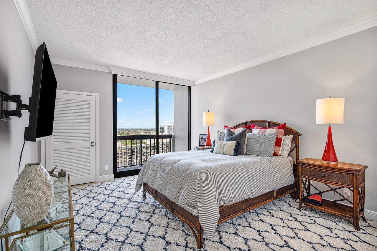 108 Lakeshore #38-ph, North Palm Beach FL 33408