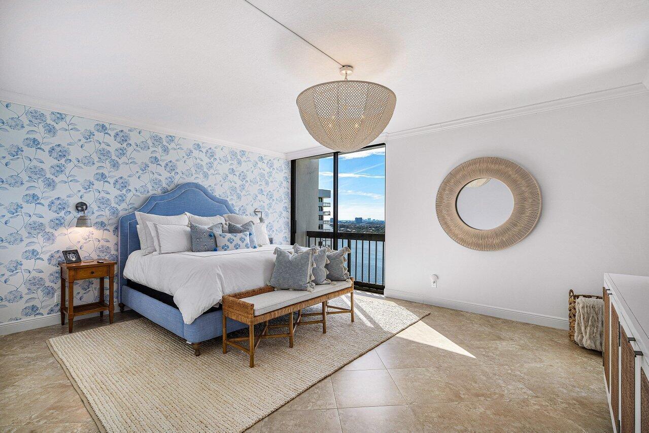 108 Lakeshore #38-ph, North Palm Beach FL 33408