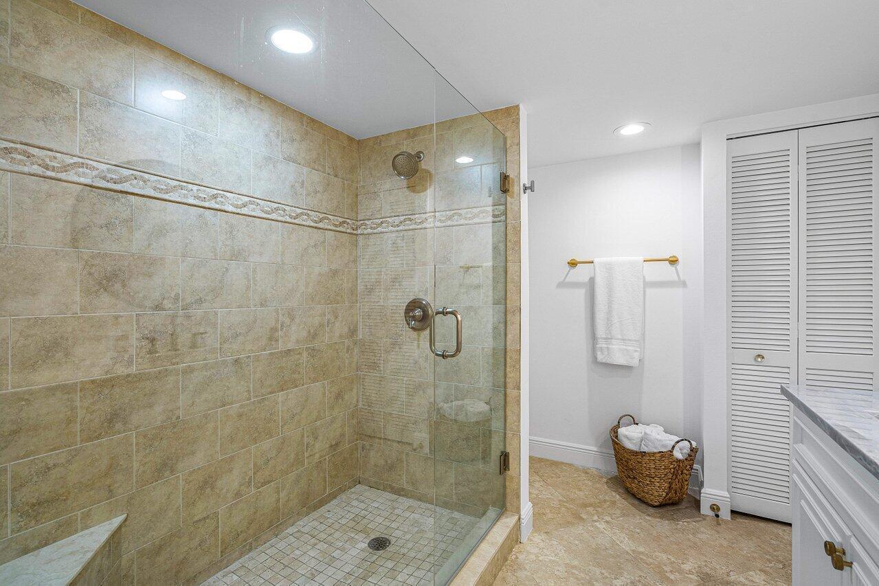 108 Lakeshore #38-ph, North Palm Beach FL 33408