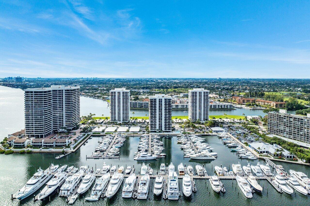 108 Lakeshore #38-ph, North Palm Beach FL 33408