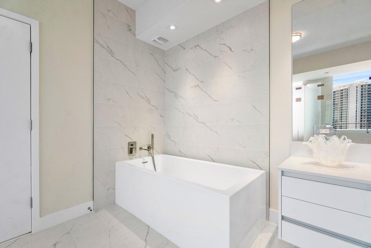 3100 N Ocean #1505p, Singer Island FL 33404