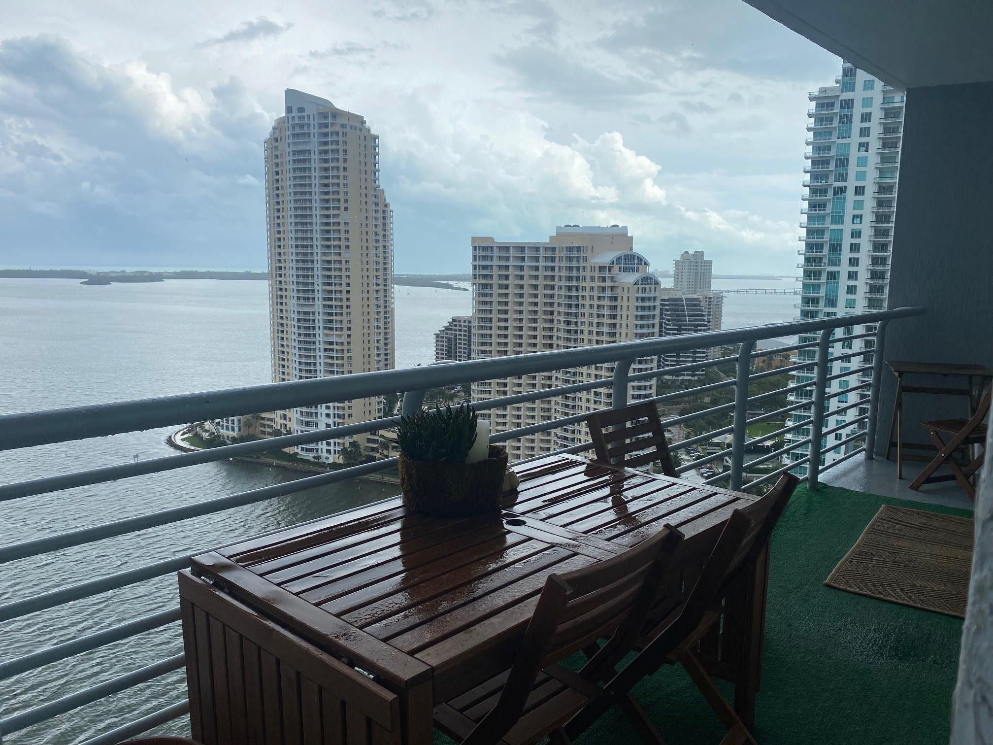 325 S Biscayne #2926, Miami FL 33131