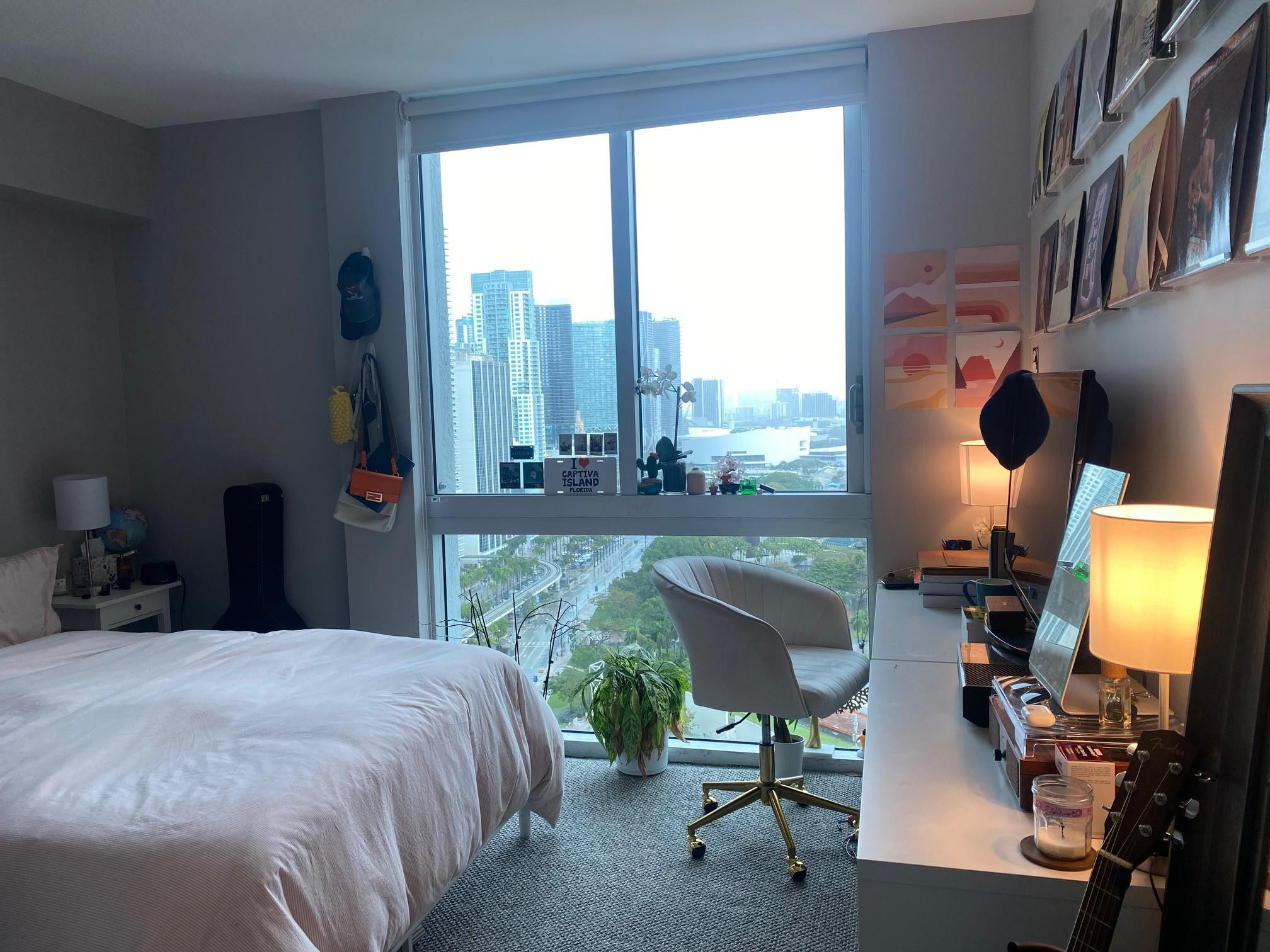 325 S Biscayne #2926, Miami FL 33131