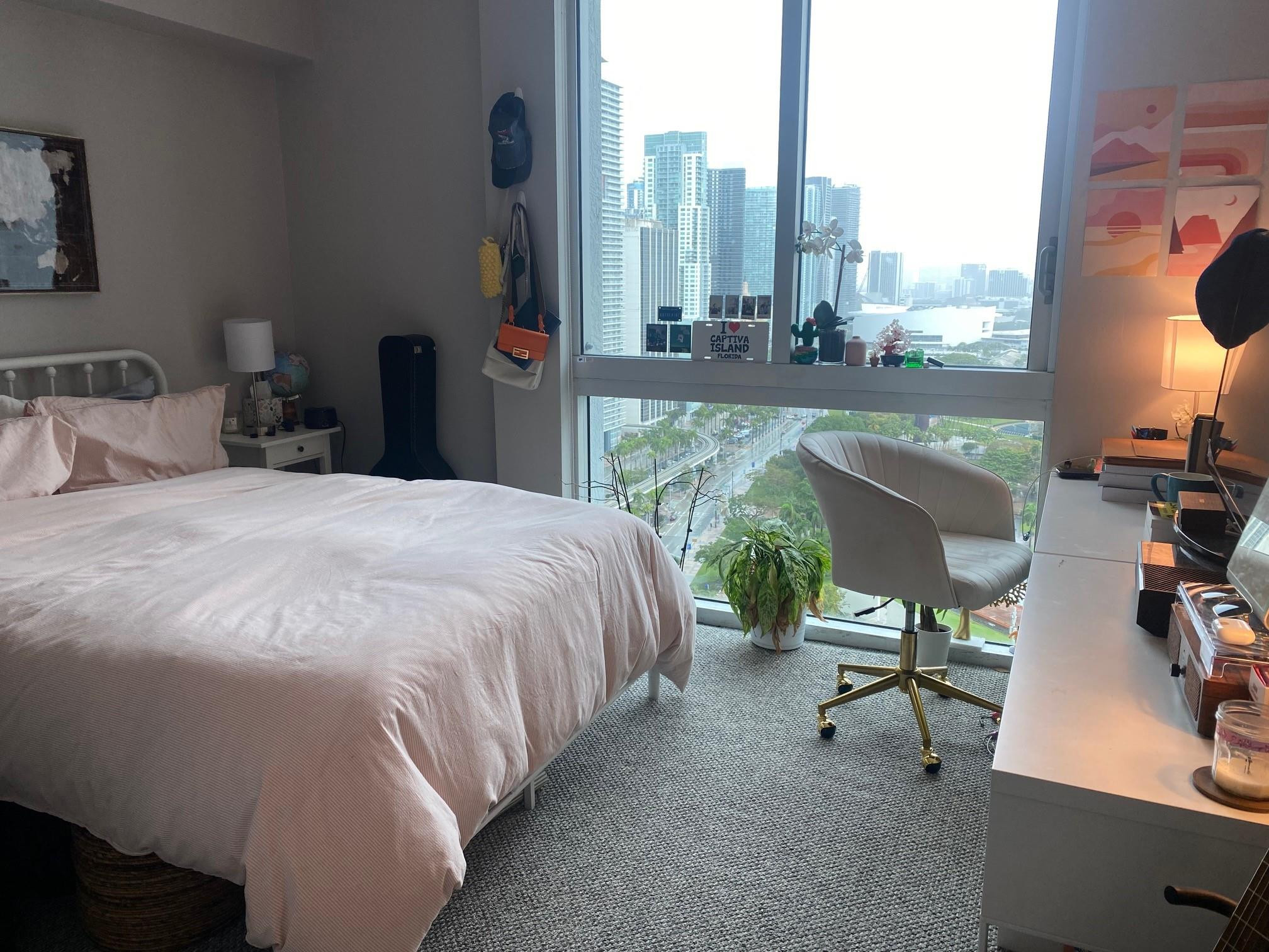 325 S Biscayne #2926, Miami FL 33131
