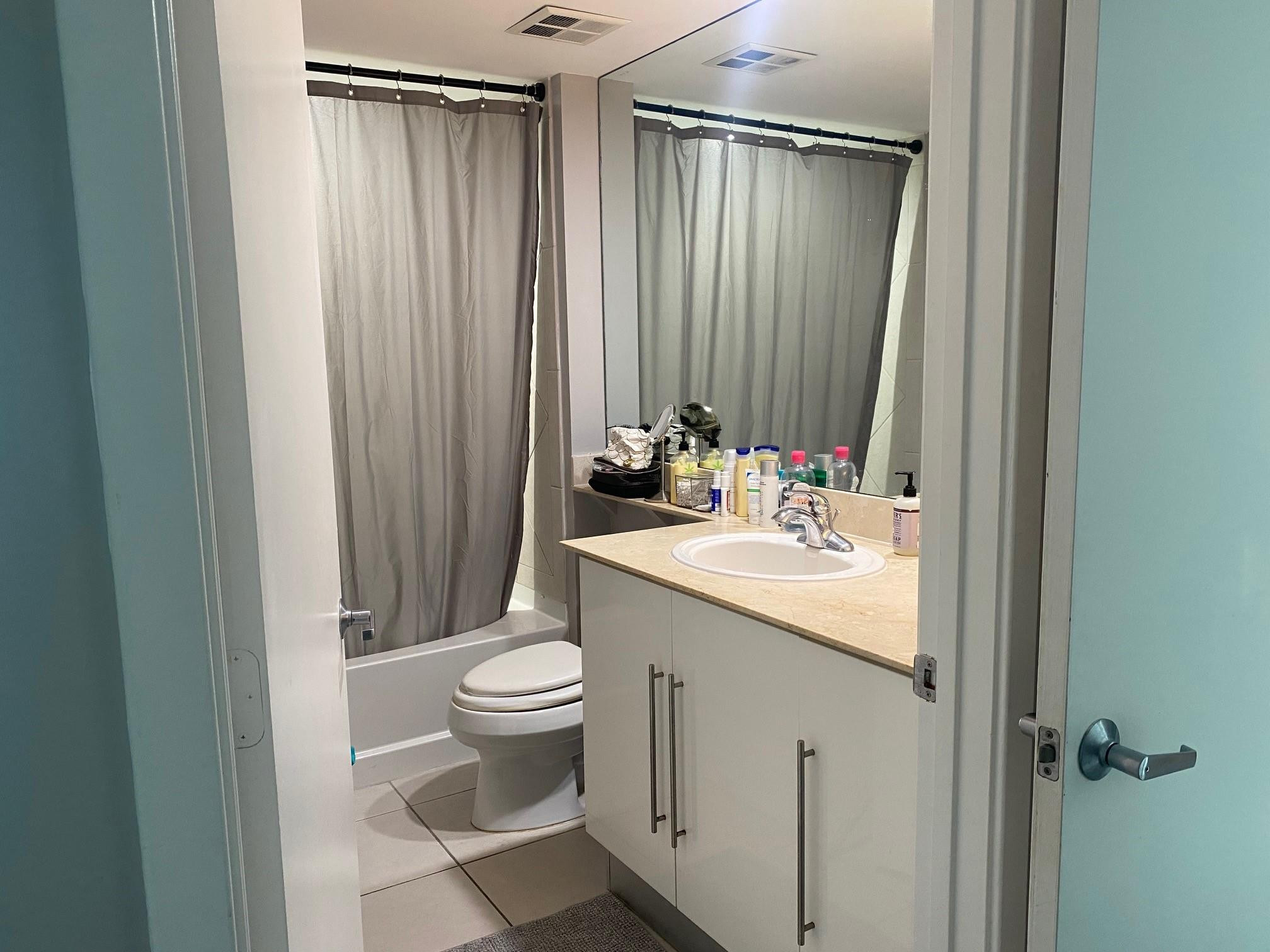 325 S Biscayne #2926, Miami FL 33131