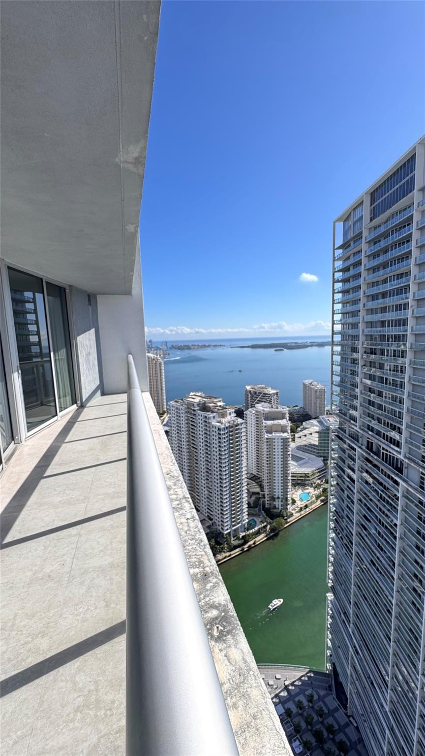 475 Brickell #4913, Miami FL 33131