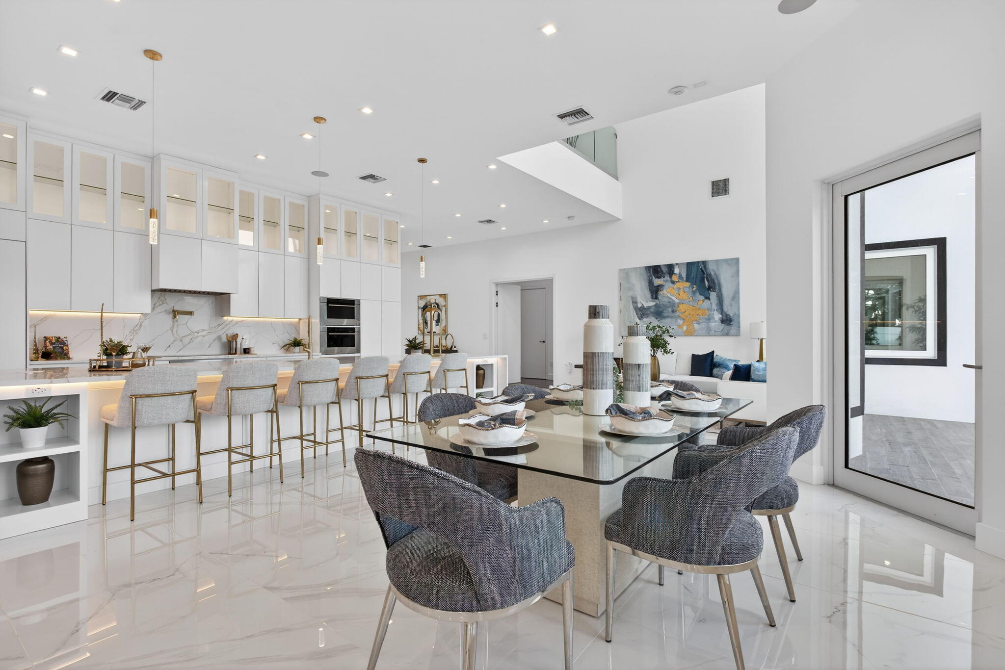 2641 NE 48th, Lighthouse Point FL 33064