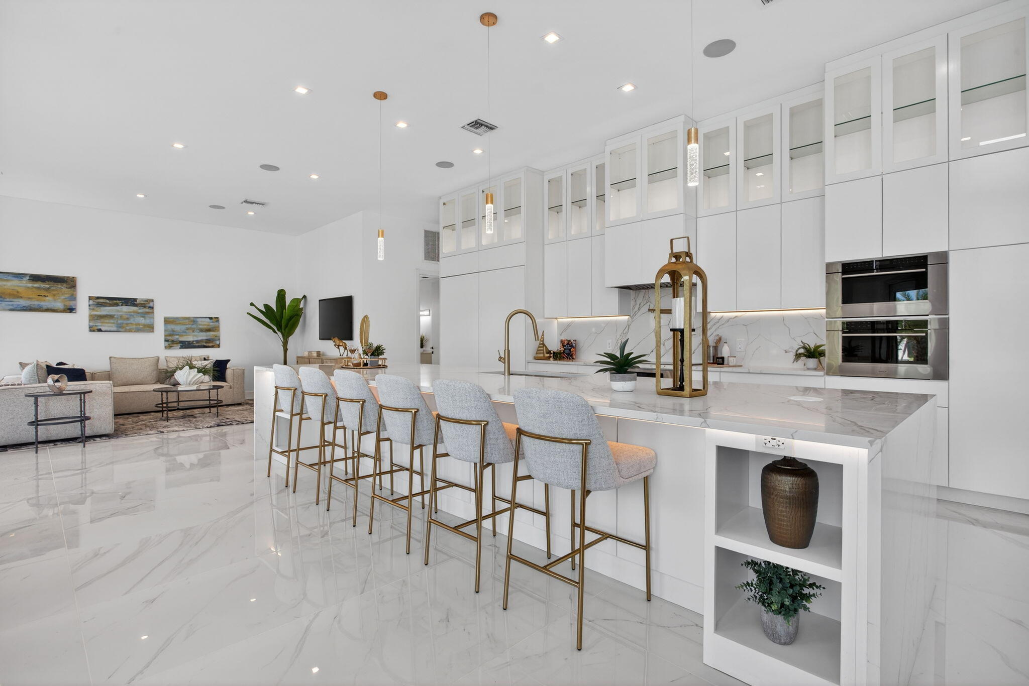 2641 NE 48th, Lighthouse Point FL 33064
