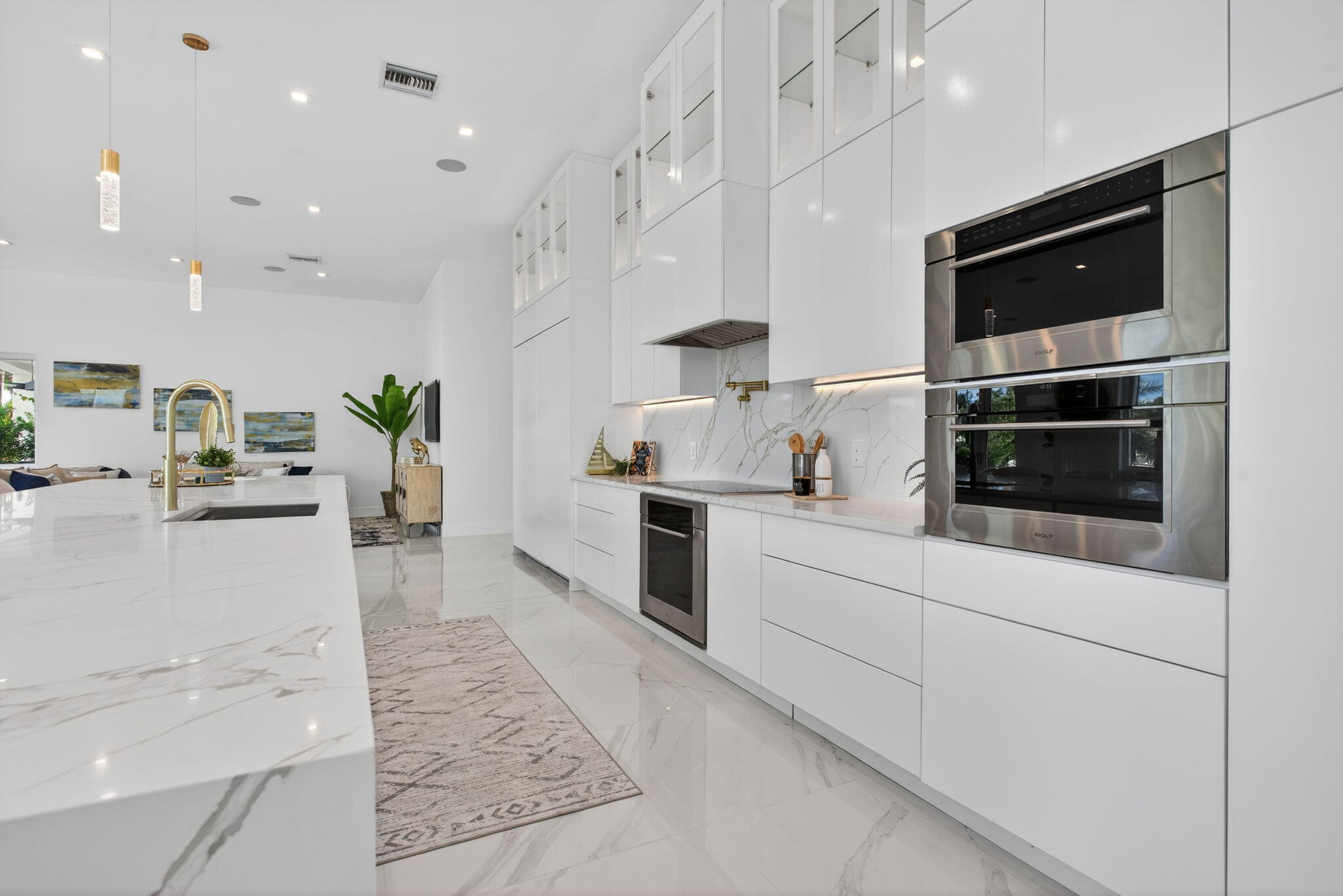 2641 NE 48th, Lighthouse Point FL 33064
