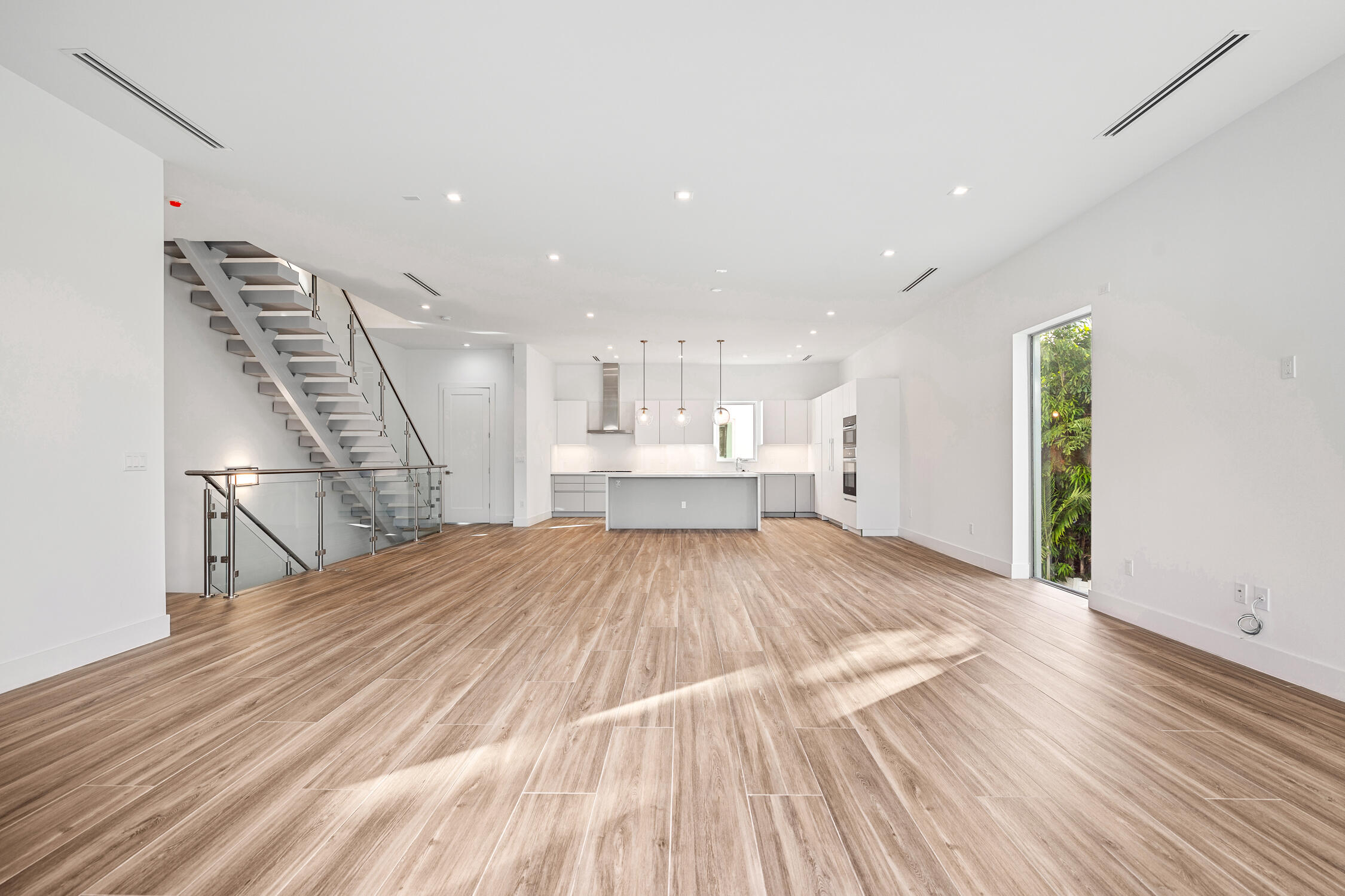 11 SE 11th, Fort Lauderdale FL 33301