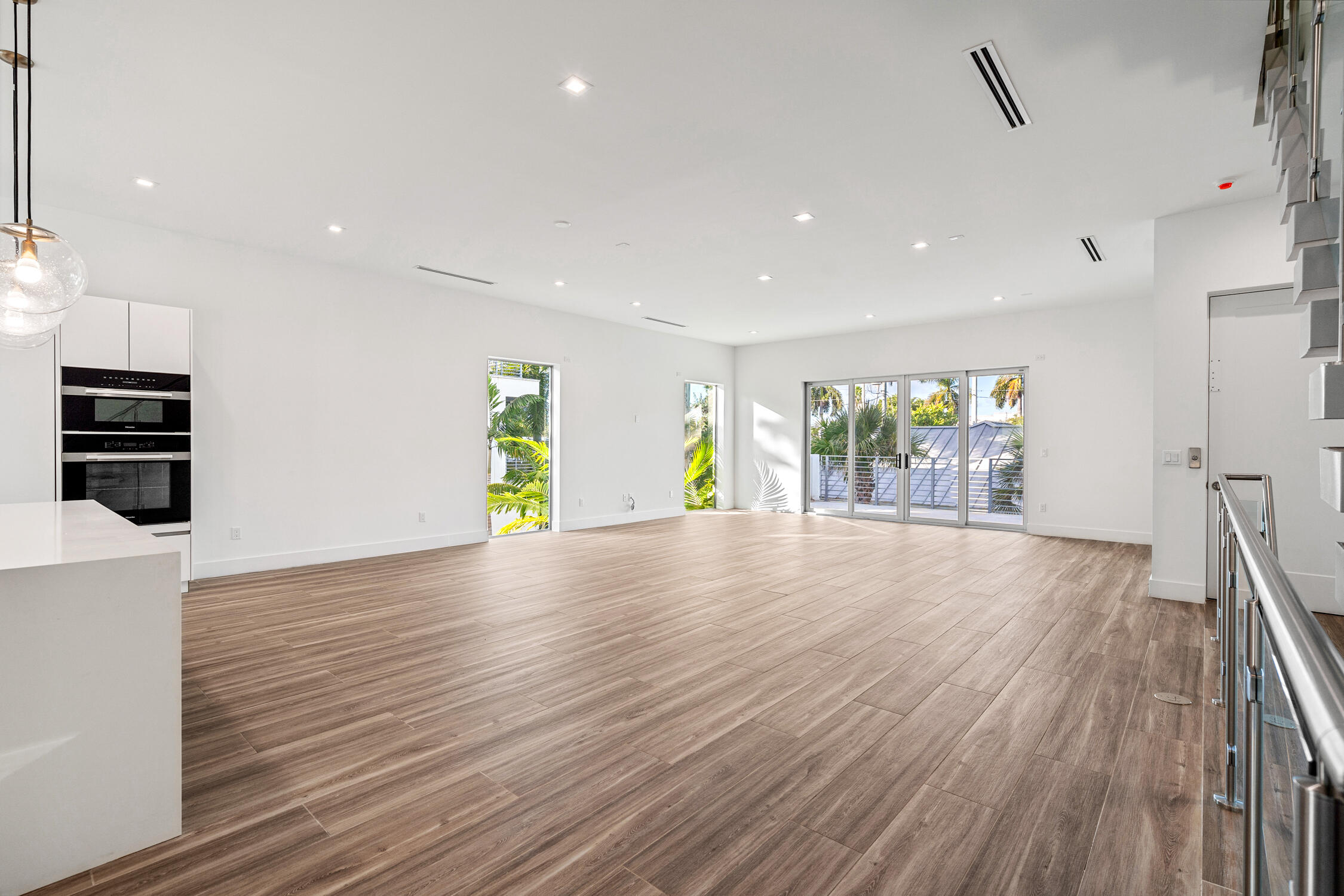 11 SE 11th, Fort Lauderdale FL 33301