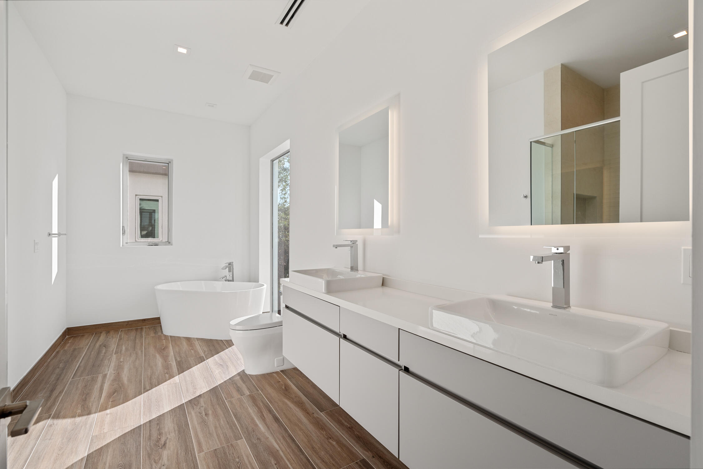 11 SE 11th, Fort Lauderdale FL 33301