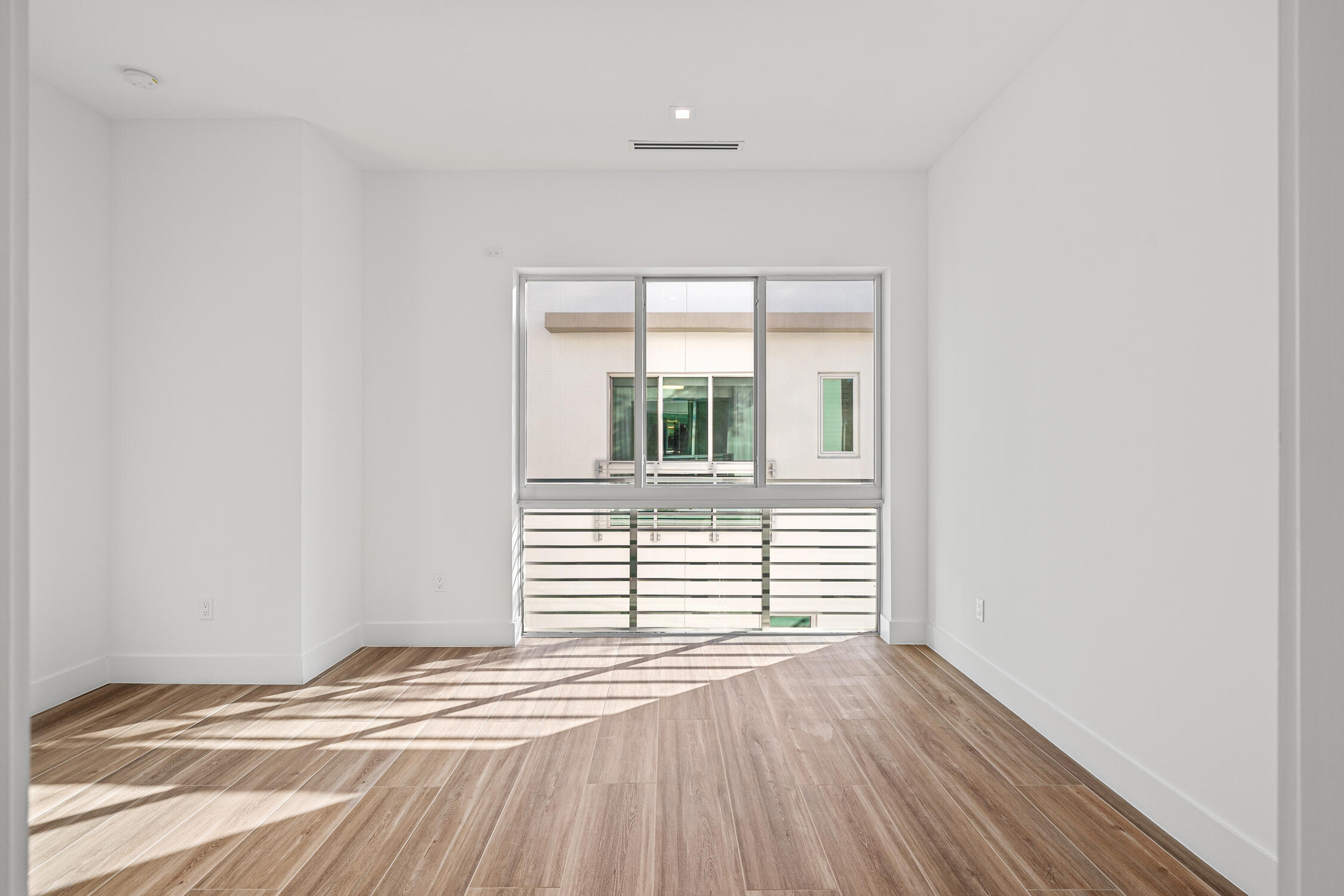 11 SE 11th, Fort Lauderdale FL 33301