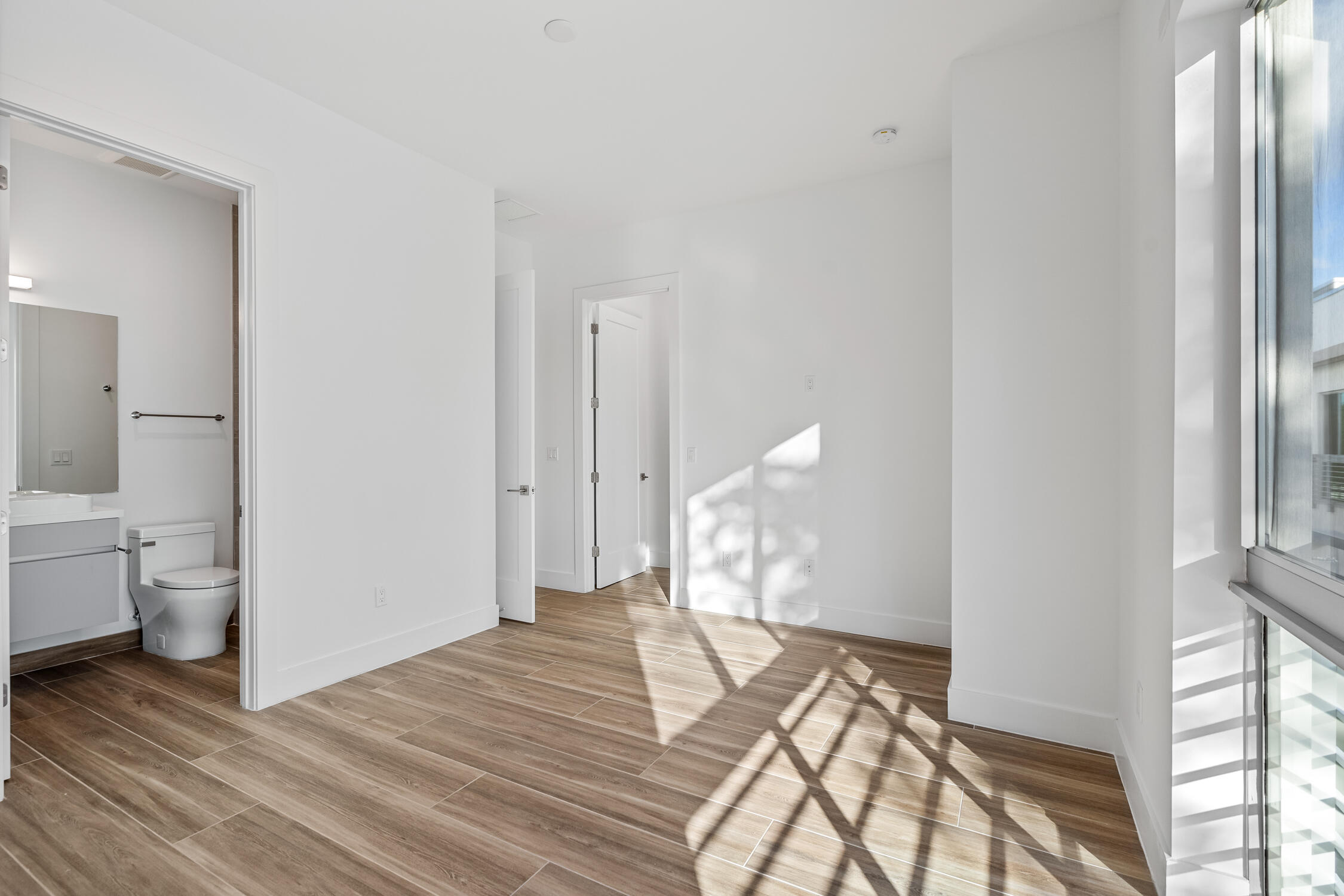 11 SE 11th, Fort Lauderdale FL 33301