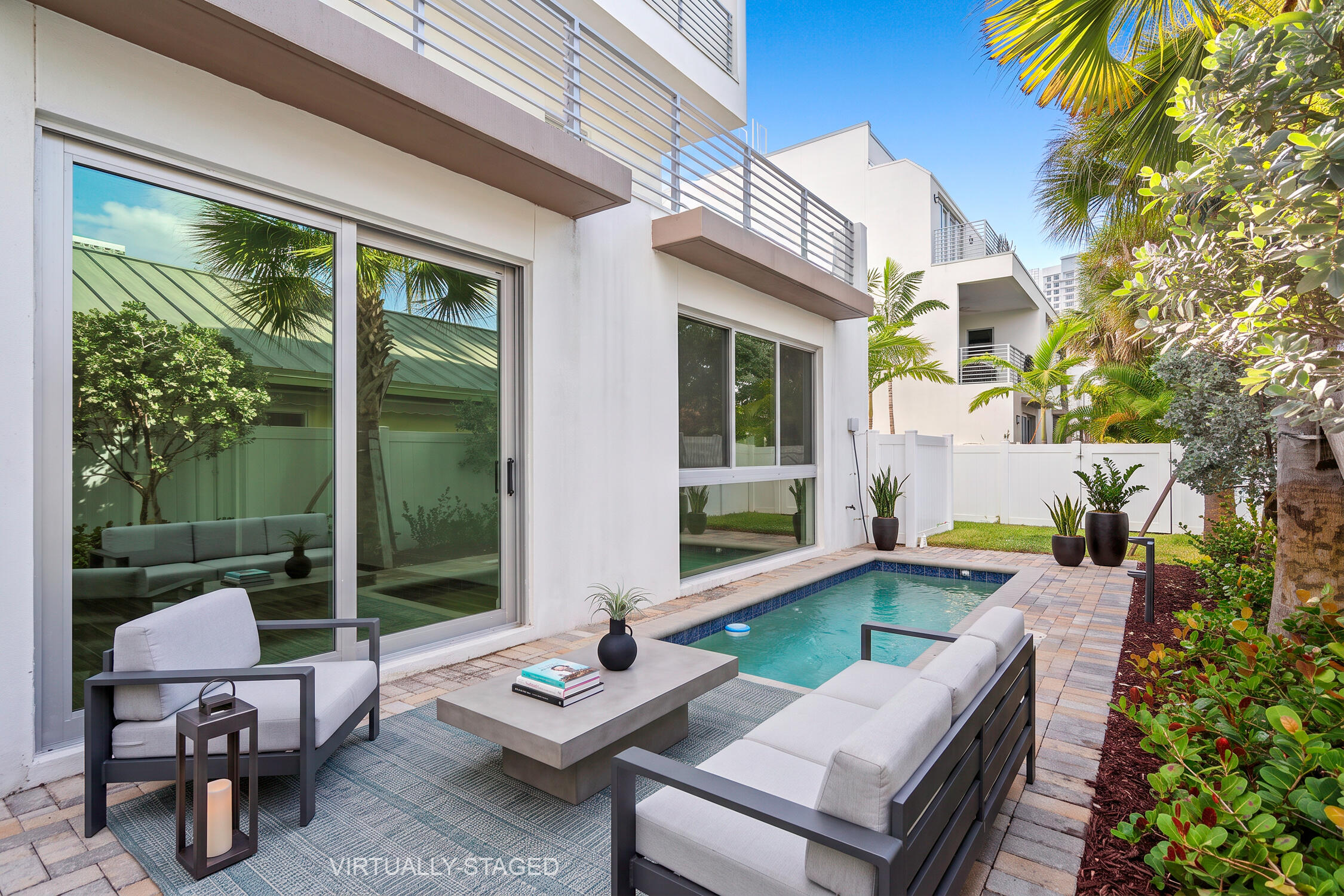 11 SE 11th, Fort Lauderdale FL 33301