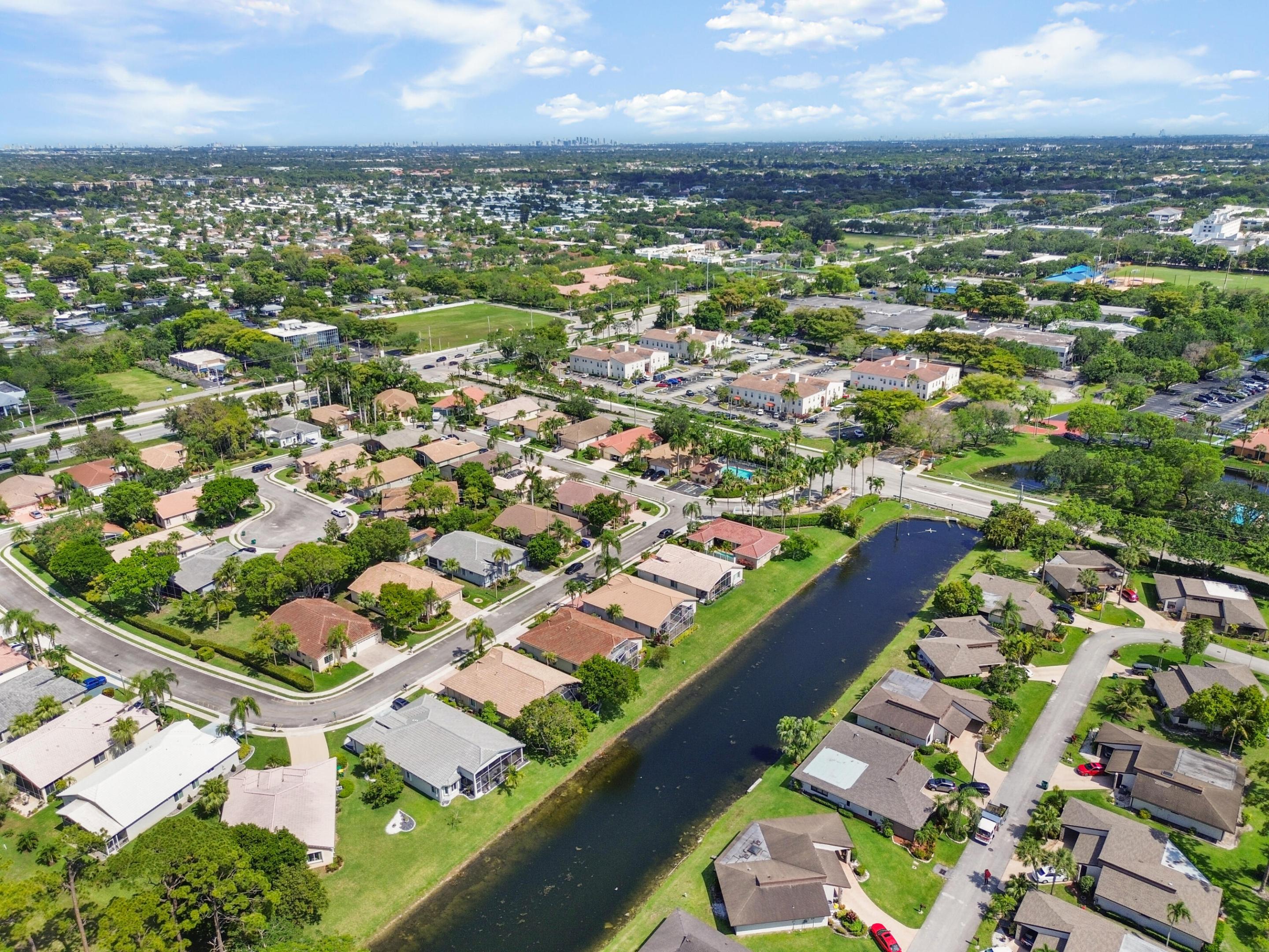 7835 NW 78th, Tamarac FL 33321
